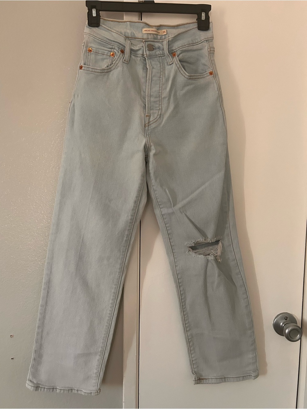 Levi's Light Blue High-Rise Straight Jeans with Knee Rip